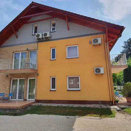 In - Balaton 35466 *